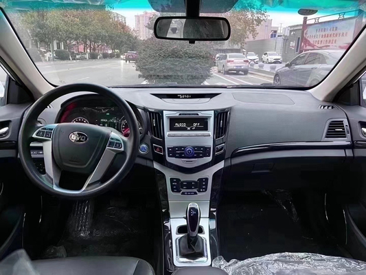 2019 BYD E5 450 400KM EV Car 0KM per la rivendita Velocità massima 130KM/h 4 porte 5 sedili Molto stock