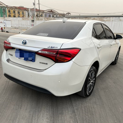 2017 Toyota Corolla Levin 1.8L ibrida berlina bianca a prezzi accessibili e veicoli di seconda mano