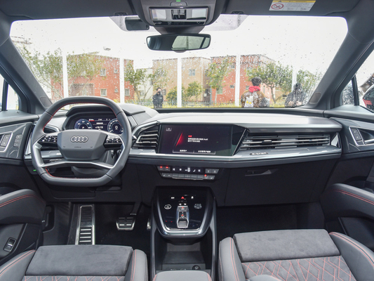 Usata 2022 Audi Q5 Etron 50 EV Car con 150KW di potenza totale del motore e batteria al litio