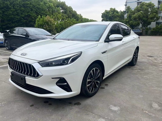 Usata 2020 JAC J7 A5 1.5T 2WD Auto usata 5 porte 5 sedili 50-80L Capacità del serbatoio del carburante