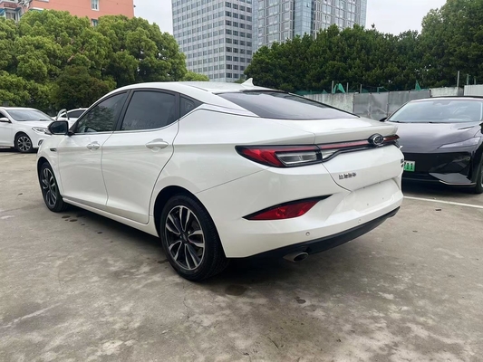 Usata 2020 JAC J7 A5 1.5T 2WD Auto usata 5 porte 5 sedili 50-80L Capacità del serbatoio del carburante