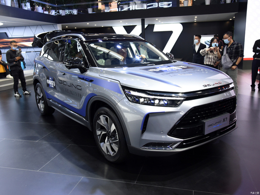 124KW Potenza totale del motore Baic Beijing X7 PHEV Plug in Hybrid SUV Auto con guida sinistra