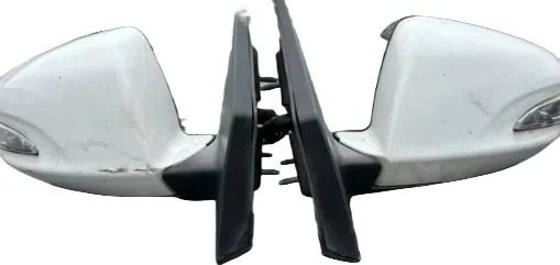 Byd E5 Ricambi originali per auto Casella di marcia Batteria Specchio luce chiave Porta assorbente d'urto