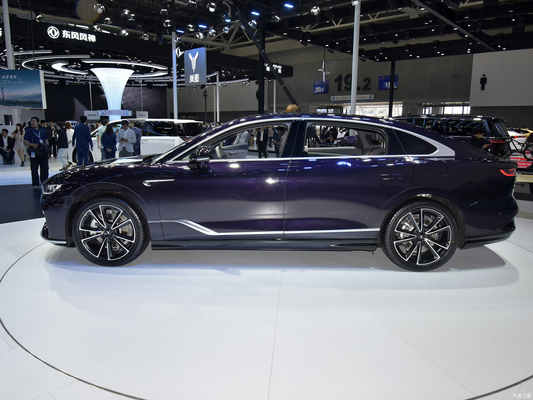 2023 2024 Lantu Dongfeng Voyah Passion Voyah Zhuiguang Phev Auto Plug In Hybrid 4WD a lungo raggio