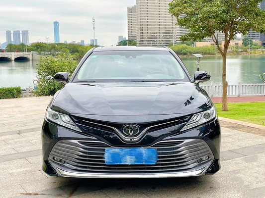 Toyota Camry usata del 2019 con motore da 131 kW in ottima condizione e pronta per la vendita