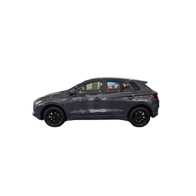 Auto elettriche BYD E2 2021 a prezzi accessibili con autonomia di 301 km, velocità massima di 130 km/h e tempo di ricarica di 0,5 ore