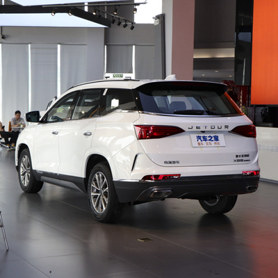 Chery JETOUR X95 DCT 1.6Turbo SUV a benzina con fotocamera posteriore a 360° e in buone condizioni