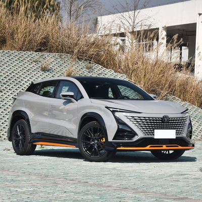 2023 Left Steering Changan UNI-T 1.5T Sport Flagship Compact SUV con tetto panoramico