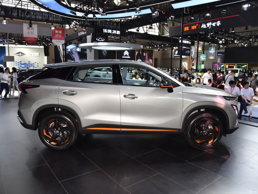 4400*1830*1588mm 2022 2023 Compatto SUV a benzina 1.6T 197 CV 7 DCT Chery Omoda C5 5 Auto
