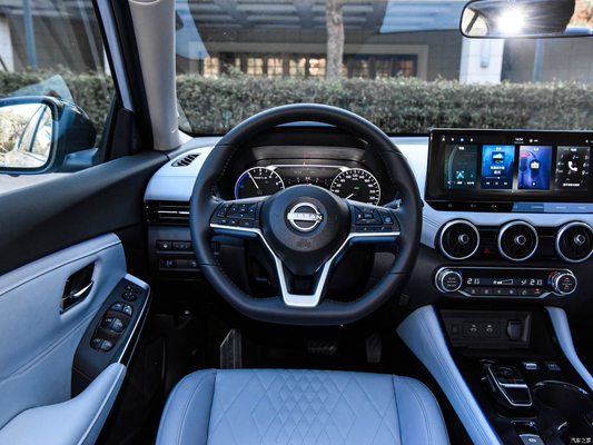 2023 Sylphy Super-Ibrido All-Electric Pro 4 porte 5 sedili Sedan Sylphy Ibrido
