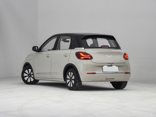 2023 Wuling Bingo Mini EV CLTC 333km Cinque porte Quattro posti Energia Piccola auto elettrica pura