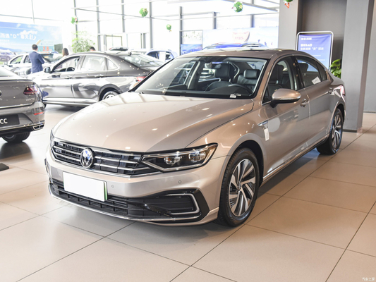 116KW Potenza totale del motore 2022 Magotan Plug-in Hybrid GTE Luxury 4-door 5-seater Vehicle