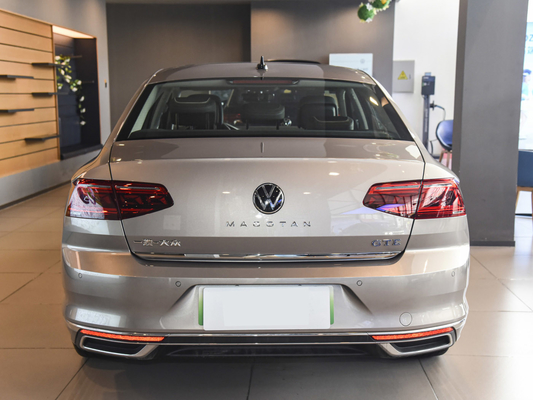 116KW Potenza totale del motore 2022 Magotan Plug-in Hybrid GTE Luxury 4-door 5-seater Vehicle
