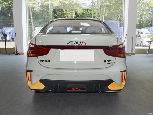 Come immagine 2023 Dongfeng Aeolus E70 Yizhi versione 420KM durata della batteria Tipo di carburante ibrido