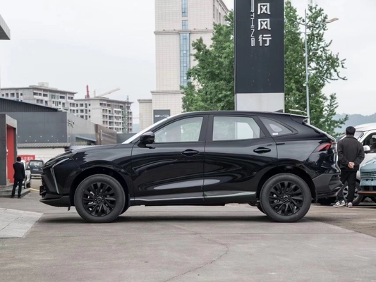 Compatto e conveniente Dongfeng Fengxing Forthing T5 EVO SUV a benzina con motore da 1,5 T