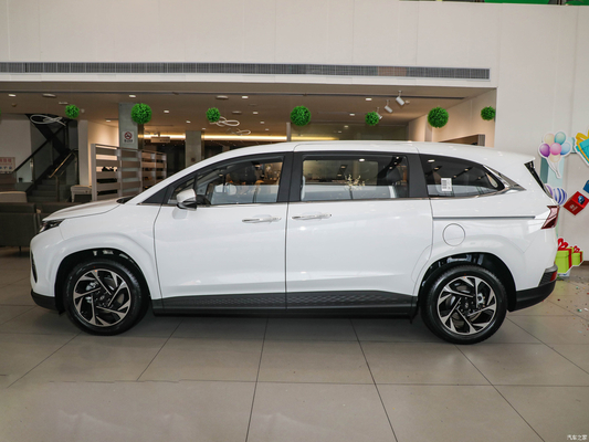 2022 207T GDi 5 porte 7 posti MPV a benzina con sistema di intrattenimento auto