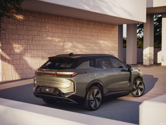 2023 Lynk Co 08 Plug-in Hybrid Long Range PRO SUV 120KM Pure Electric Range sul mercato
