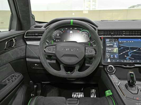 2023 Lynk Co 05 2.0TD 2WD Yao PRO SUV Finestra anteriore elettrica con una chiave di sollevamento anti-pignetto