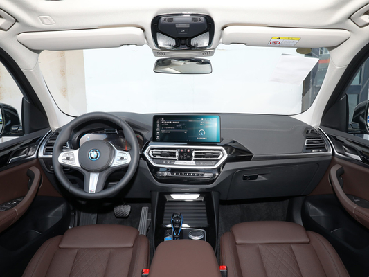 BMW iX3 Electric Car Ternary Lithium Battery EV con 5 posti a sedere e 180KM/h velocità massima