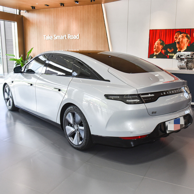Grandi Space Leapmotor C01 EV Cars Carro Electrico Para Adulti Con E R18 Dimensioni del pneumatico