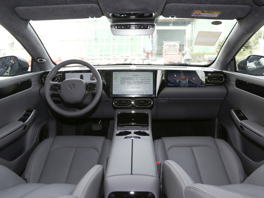 Grandi Space Leapmotor C01 EV Cars Carro Electrico Para Adulti Con E R18 Dimensioni del pneumatico