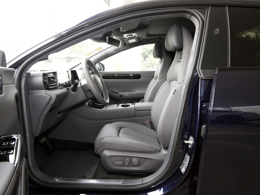 Grandi Space Leapmotor C01 EV Cars Carro Electrico Para Adulti Con E R18 Dimensioni del pneumatico