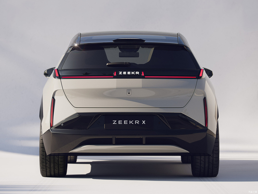 Left Drive 2023 Geely Zeekr X You 4WD Auto elettrica con 500 km di autonomia e 4 posti a sedere