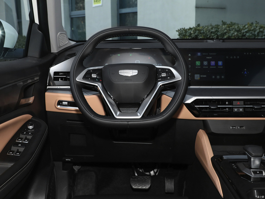 Geely Pro2024 Modello 1.5T DCT SUV 5 posti 4518*1834*1715 Dimensioni e design moderno