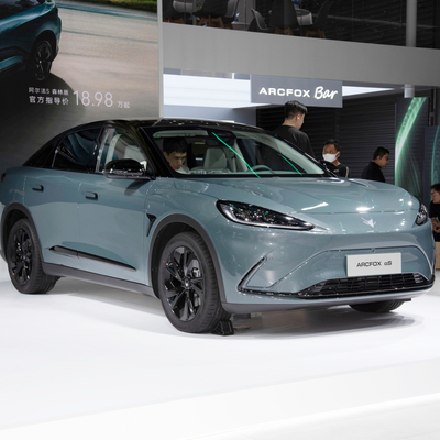 Energy Baic Arcfox Alpha S 735E 160KW EV Auto ad alta velocità Grande spazio a sinistra a lunga autonomia