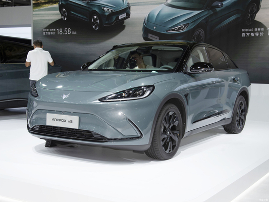 Energy Baic Arcfox Alpha S 735E 160KW EV Auto ad alta velocità Grande spazio a sinistra a lunga autonomia