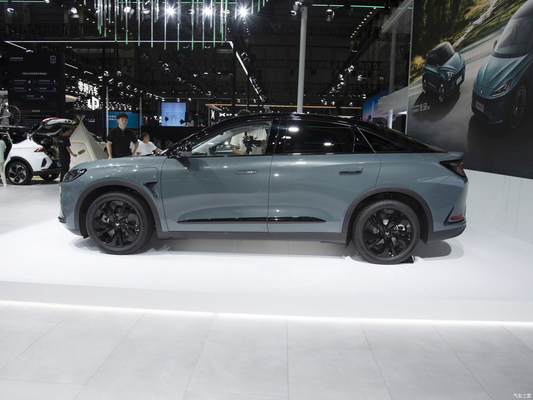 Energy Baic Arcfox Alpha S 735E 160KW EV Auto ad alta velocità Grande spazio a sinistra a lunga autonomia