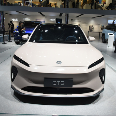 2023 Weilai Nio ET5 560KM 75KWh Auto elettrica da turismo ad alta velocità Lussureggiante per le esigenze