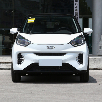 Come immagine Chery Piccola Formica Mini EV Auto auto elettrica a sinistra con 301 km di autonomia