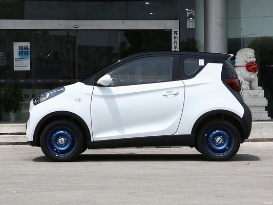 Come immagine Chery Piccola Formica Mini EV Auto auto elettrica a sinistra con 301 km di autonomia