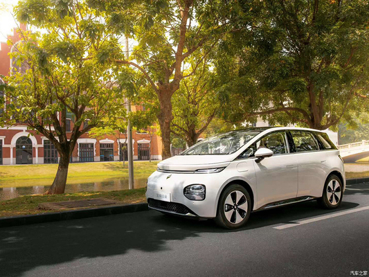 Left Drive Mini Ev Hatchback Wuling Baojun Cloud Yunduo Pure Electric Car quattro porte cinque posti