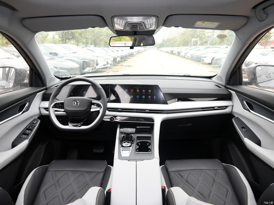 2023 Terza generazione Chang'an Gasolinacs75PLUS Automatic Luxury SUV con motore Turbo 1.5T