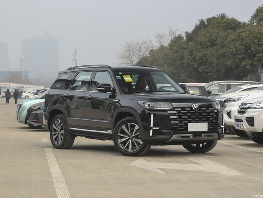 Sospensione anteriore Macpherson 2023 Chang'an CS95 Plus 2.0T 2WD SUV di lusso a 5 porte e 7 posti