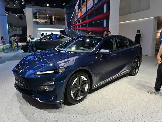 2023 Shenlan SL03 Electric Car 515KM 5-door 5-seater Sedan con 190KW di potenza totale del motore