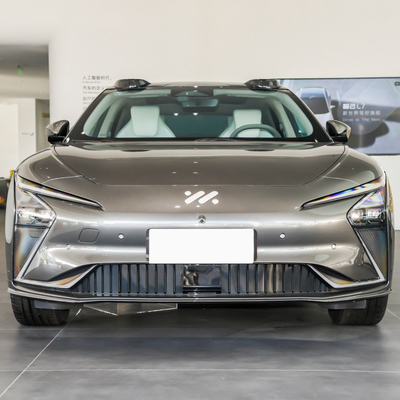 5098*1960*1485mm Tipo carburante ibrido Luxury Electric Sports Car per prestazioni ad alta velocità