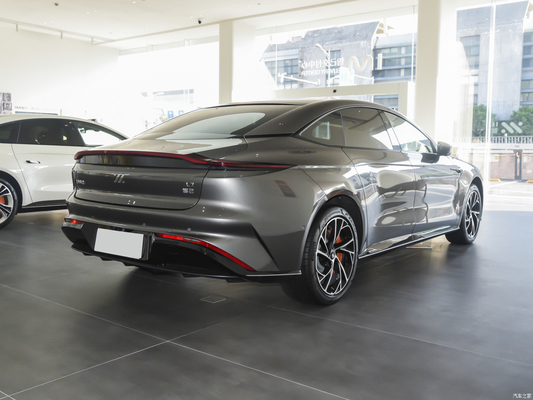 5098*1960*1485mm Tipo carburante ibrido Luxury Electric Sports Car per prestazioni ad alta velocità