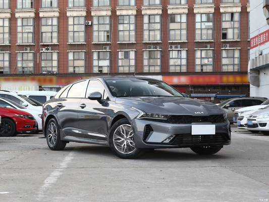 Sosposizione anteriore Macpherson presente nel 2021 Kia K5 270T CWD Fashion Version Sedan