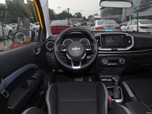 2021 Kia Yi Run 1.4L CVT Sunroof Piccolo SUV con radar posteriore 2 e 15°-20° Grand Clearance