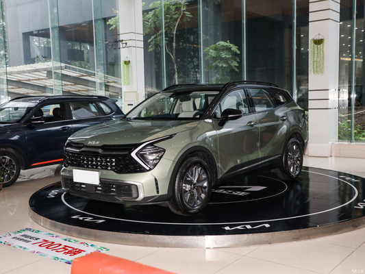 Motorizzazione a sinistra Kia Sportage HEV 2.0L SUV Carburante Tipo elettrico Peso 1000kg-2000kg