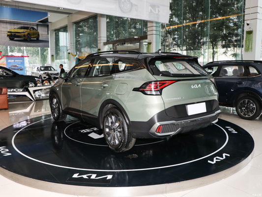 Motorizzazione a sinistra Kia Sportage HEV 2.0L SUV Carburante Tipo elettrico Peso 1000kg-2000kg