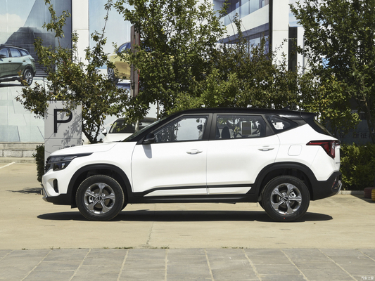 2023 Kia Seltos 1.5L CVT Comodo SUV a 5 porte Tecnologia e caratteristiche avanzate