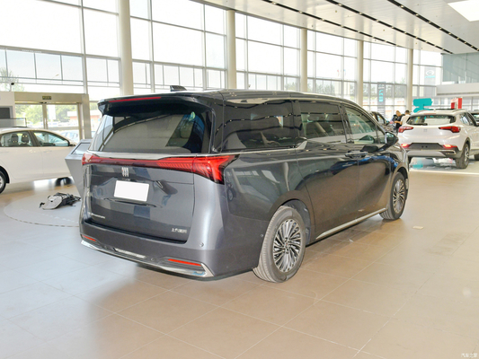 Buick Century 2023 MPV 2.0T 5 porte 7 posti freno di parcheggio elettrico per una guida fluida