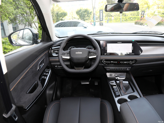 5 porte 5 sedili SUV 2023 Changan Oshan X7 Plus Gas Car con 4730*1870*1720mm Dimensioni