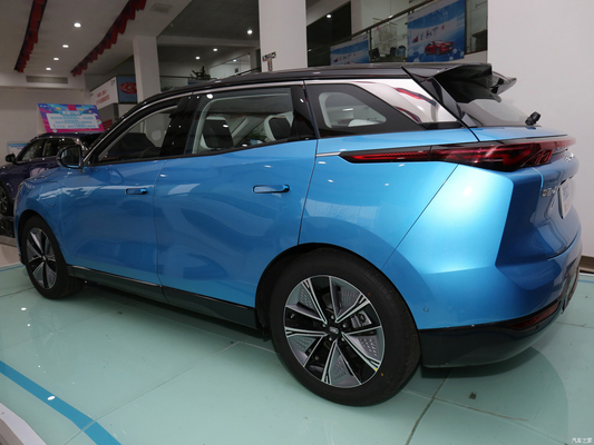2020 SUV Sedan Pentium E01 con 450KM di autonomia e velocità massima di 170KM/h 4639*1880*1640mm