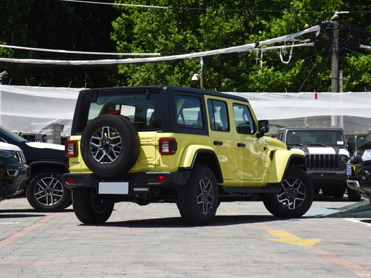 2022 Jeep Wrangler 4-Door 2.0T 4XE Sahara Plug-in Hybrid Fluorescente Giallo Edizione Limitata