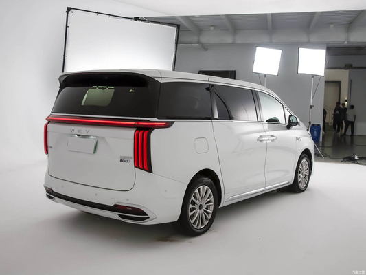 Vivi il meglio dei due mondi con il veicolo elettrico ibrido WEY Gaoshan DHT PHEV